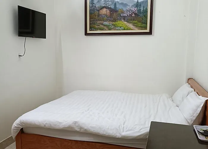 Hoang Bach Homestay