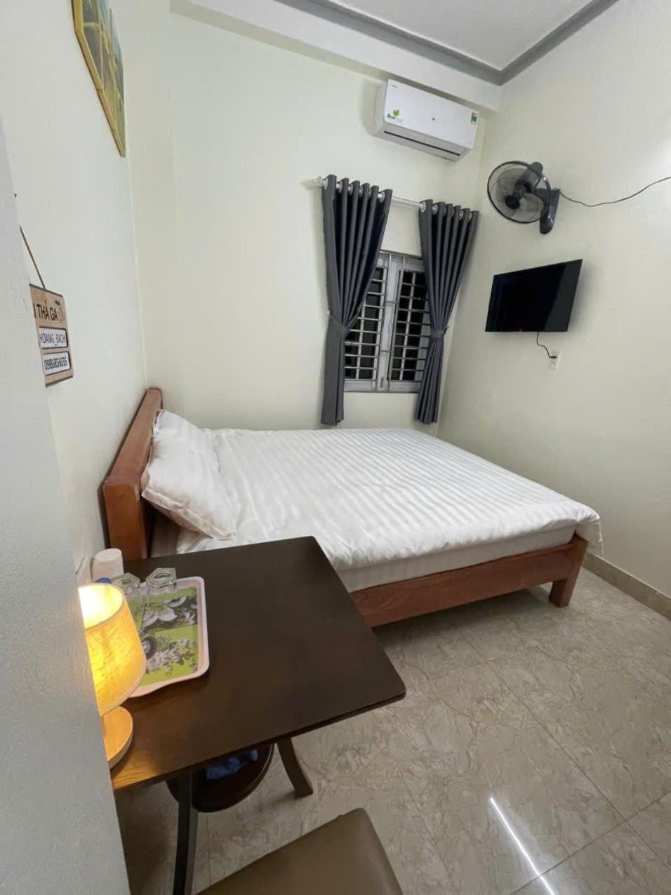 Hoang Bach Homestay *